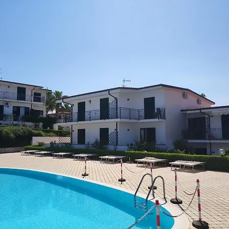 Mila Prestigioso Appartamento Scalea Exterior foto